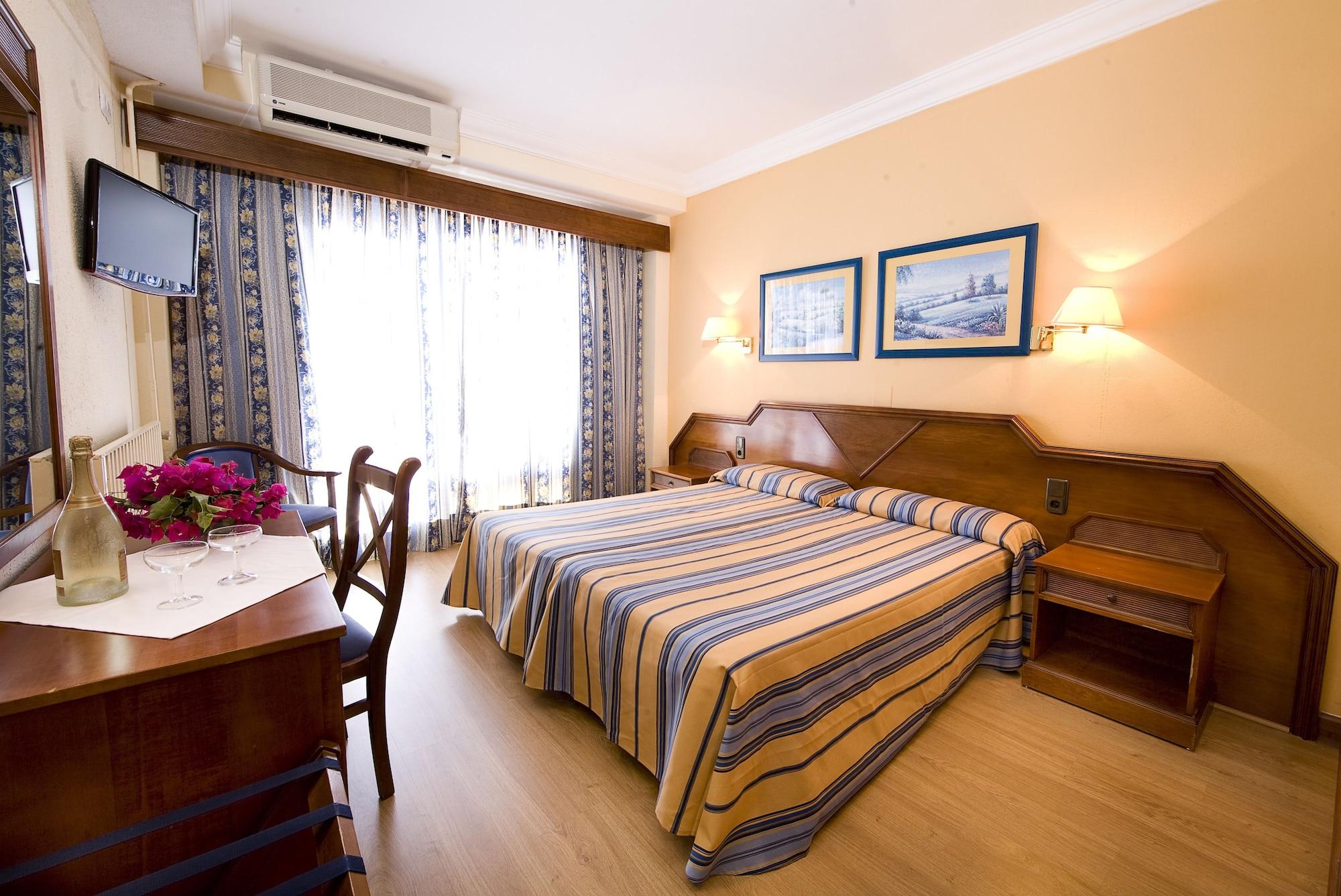 Hotel Monarque Fuengirola Park Екстер'єр фото