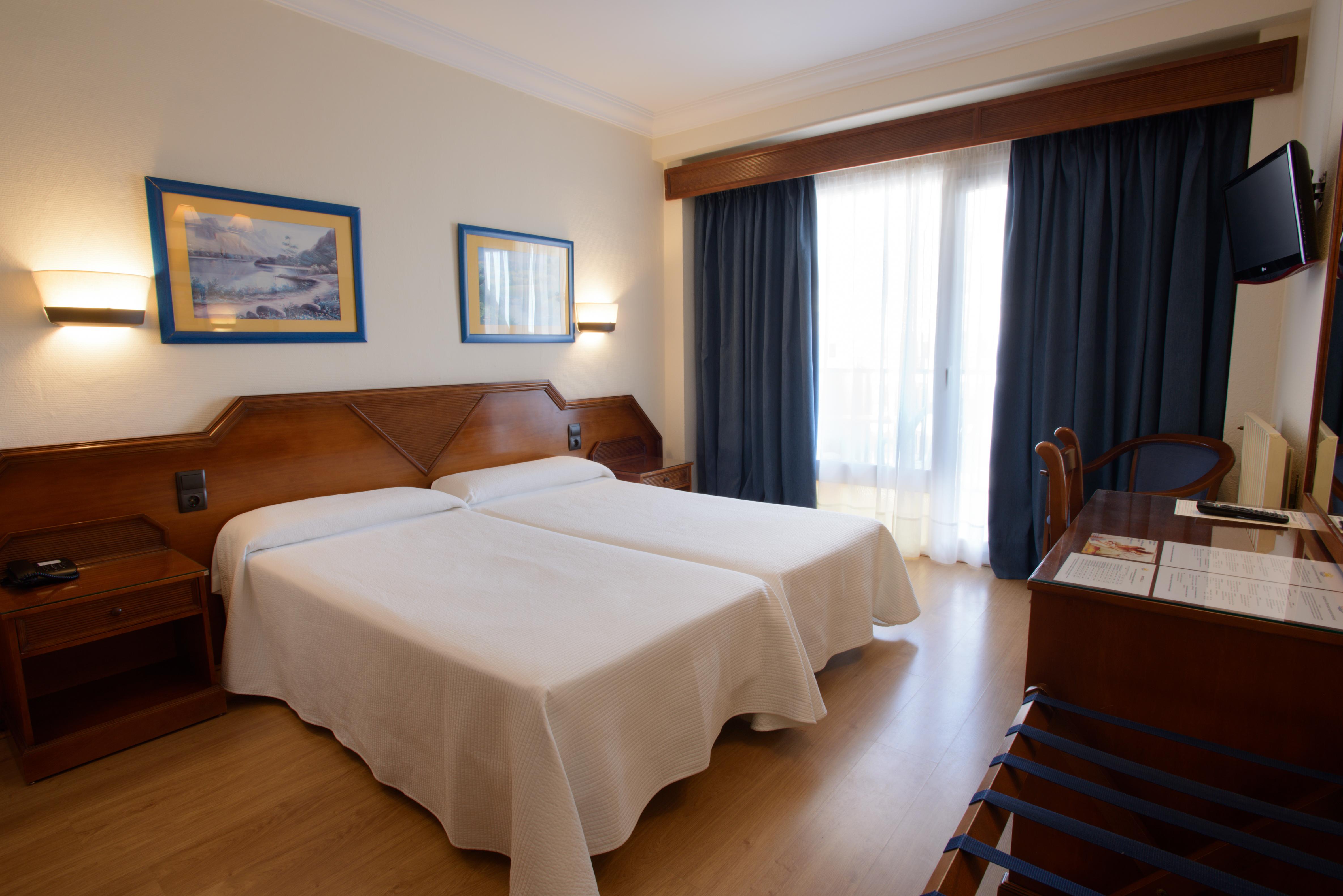 Hotel Monarque Fuengirola Park Екстер'єр фото